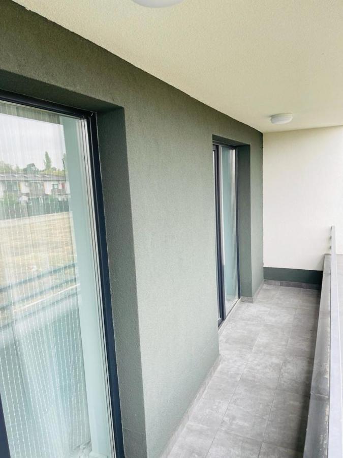Galaxy Residence Villa Otopeni Bagian luar foto