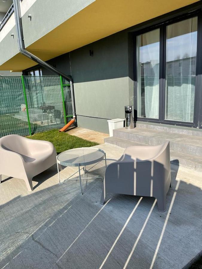 Galaxy Residence Villa Otopeni Bagian luar foto