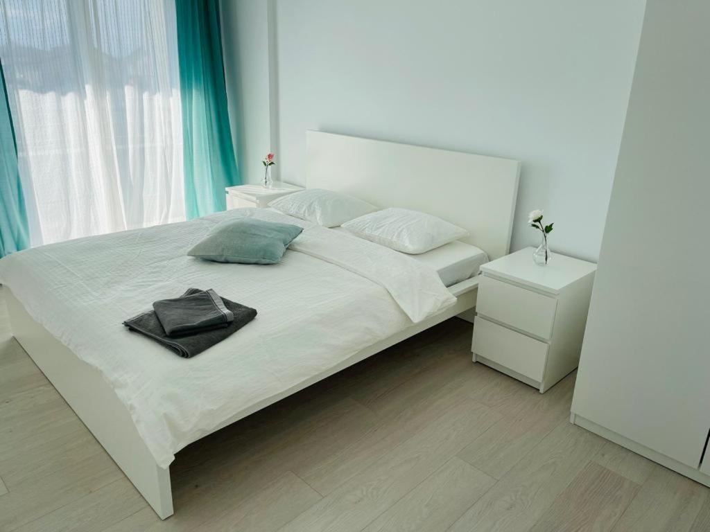 Galaxy Residence Villa Otopeni Bagian luar foto