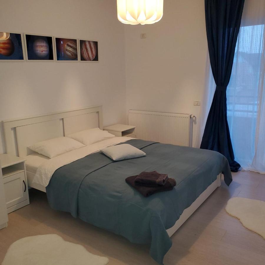 Galaxy Residence Villa Otopeni Bagian luar foto