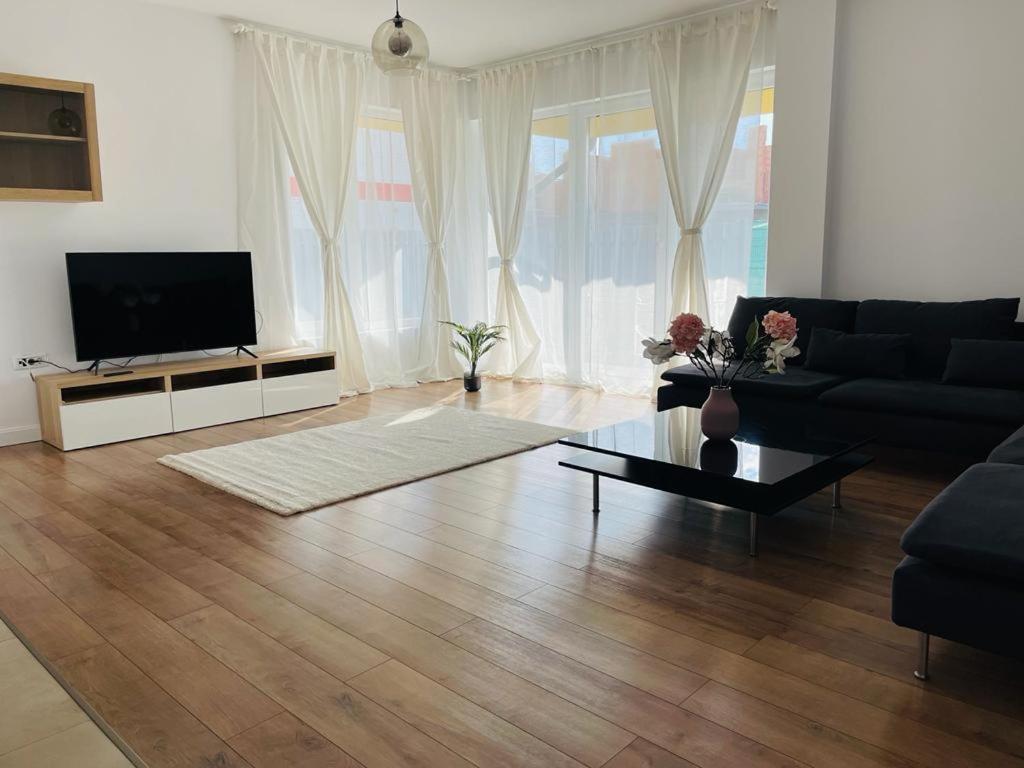 Galaxy Residence Villa Otopeni Bagian luar foto