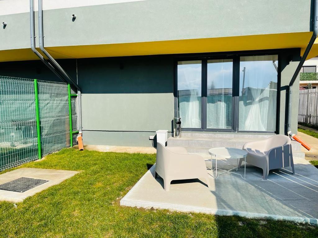 Galaxy Residence Villa Otopeni Bagian luar foto