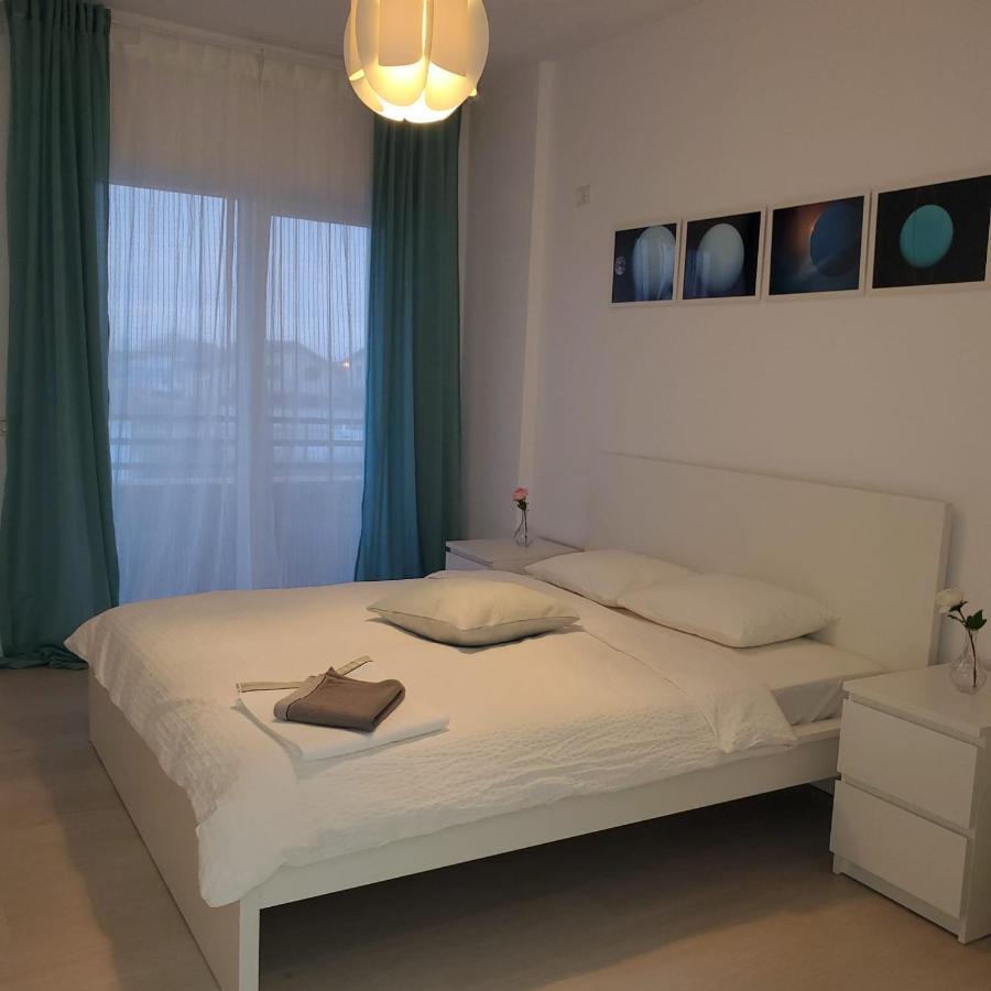 Galaxy Residence Villa Otopeni Bagian luar foto